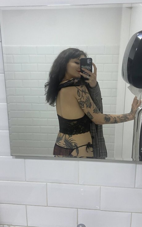 Agnees Monteiro セックススター 写真