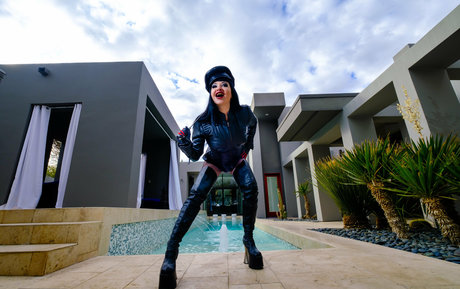 50歳以上のオンリーファンズ エロチック 写真