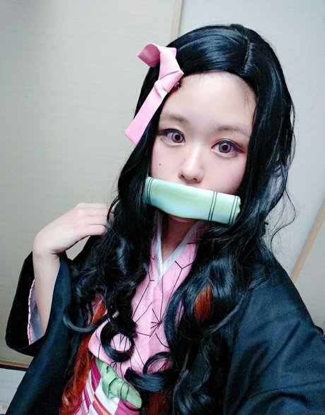 アジア人 ノーPPV オンリーファンズ ポルノグラフィック 写真