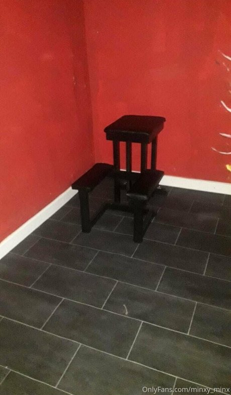 ポーグガールズオンリーファン アダルト 写真