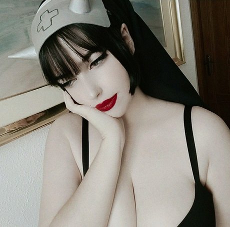 筋肉質な熟女オンリーファンズ エロ 写真