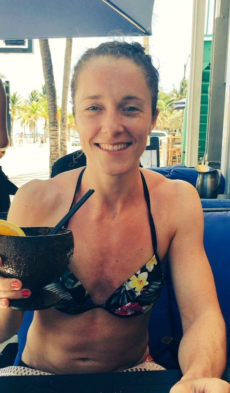 Jade Nimmo アート女優 ギャラリー