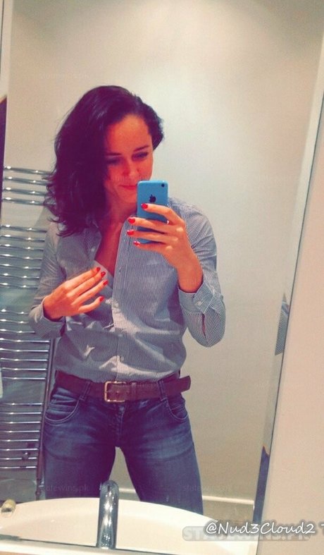 Jade Nimmo セックスモデル アーカイブ