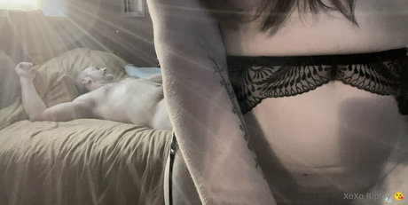 英国のティーンオンリーファン xxx 画像