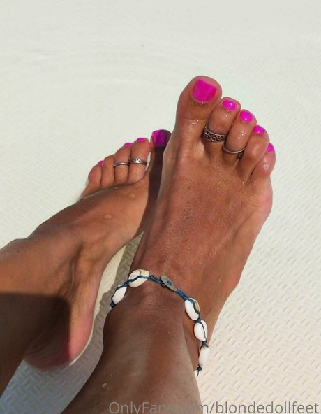 男性TikTokスターOnlyFans アートヌード 写真