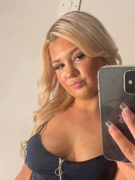 Chloe rae_ 可愛いモデル 画像