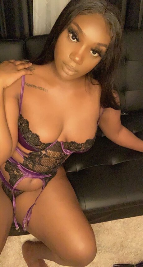 アナルファックOnlyFans セクシー裸 写真