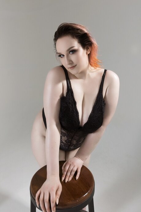 セクシーな黒人オンリーファンズ 無料エロ 写真