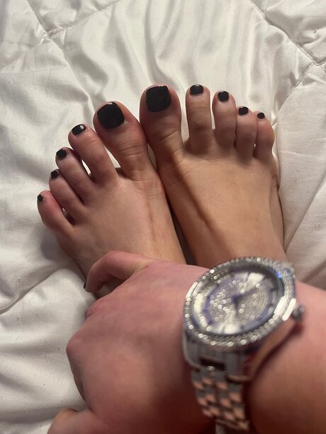 BBbratz 裸モデル 写真