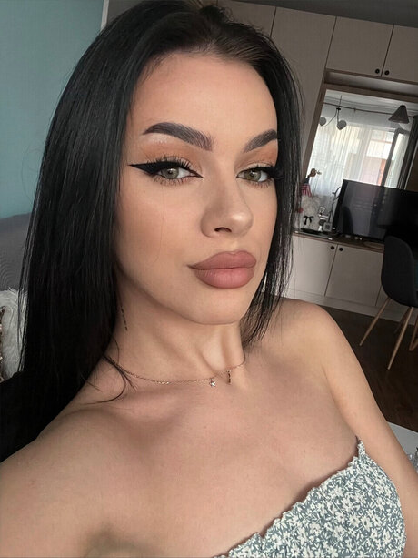 Beebecita FREE 女優 写真