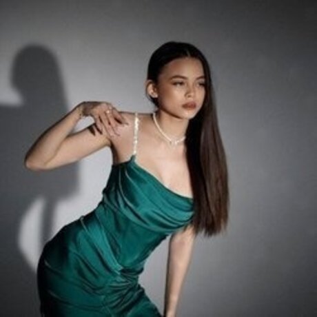 Exclusive by Cleopatra 完璧なスター 写真