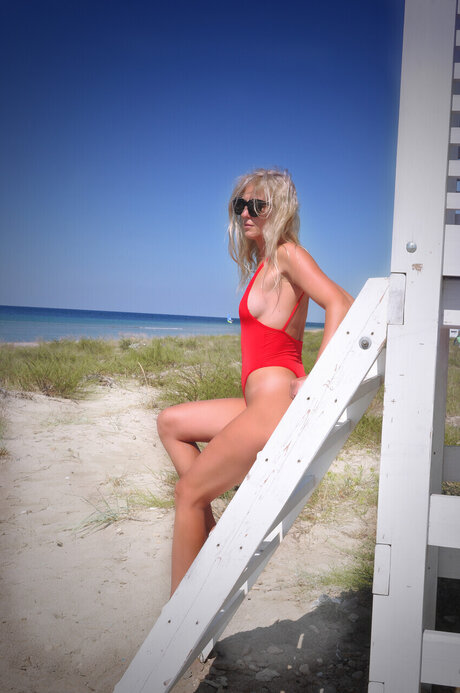 ハロウィン オンリーファン アートヌード 画像