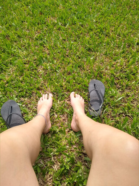 ヌード 屋外 OnlyFans セクシーヌード 画像