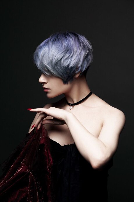 _Katya_ 素敵なモデル 写真