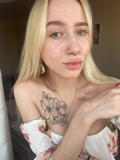 _Vlada_ ポルノスター ヌード ギャラリー