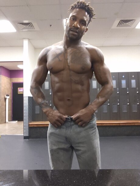 Juan Walton ヌードモデル 画像