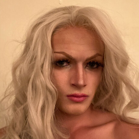 Ergo エロティックモデル 写真