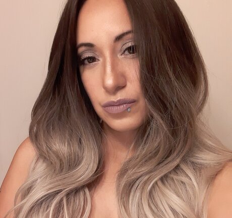 LalasFace 無料のポルノスター 写真