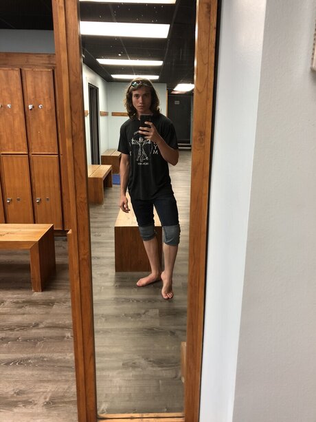 Rave ヌードモデル ギャラリー