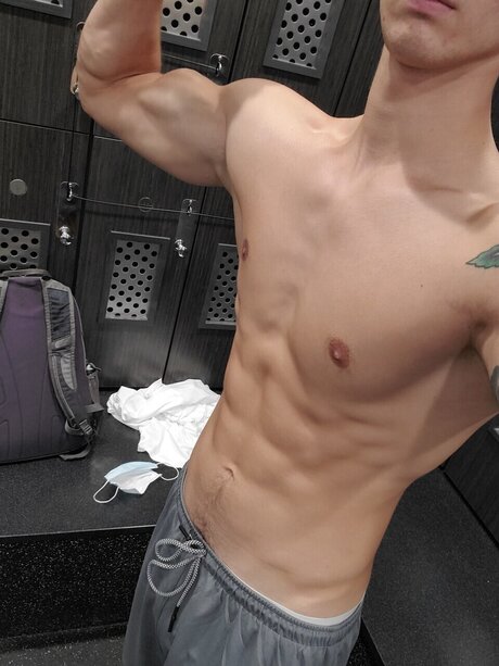 巨尻オンリーファン えろた 画像