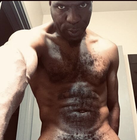 MAGNUM615 ヌードのポルノスター 写真