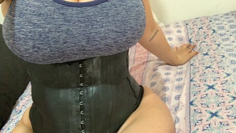 Babyg ホットスター 写真