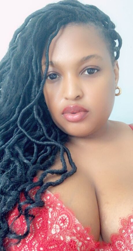 Tastepink88 xxx女優 写真