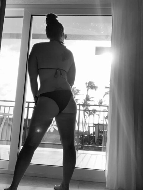 Wetwithlust アート女優 写真