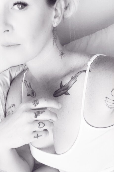 Jaime Harris ヌードスター ギャラリー