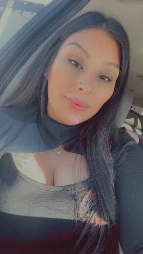 Alynn ヌード女優 画像