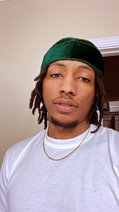 ママの足OnlyFans アート裸 写真