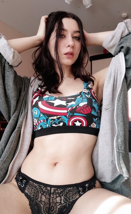 Darkmoon Hecate エロティックモデル 写真