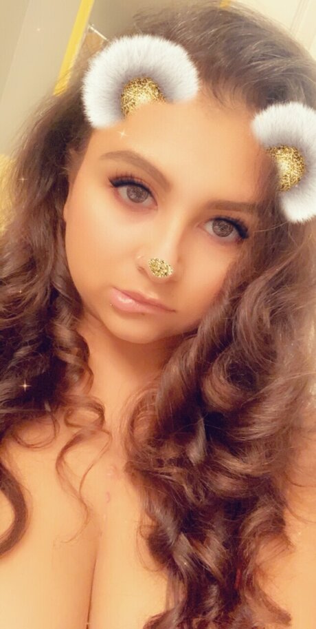 Foxy Redbone 美しい女優 画像