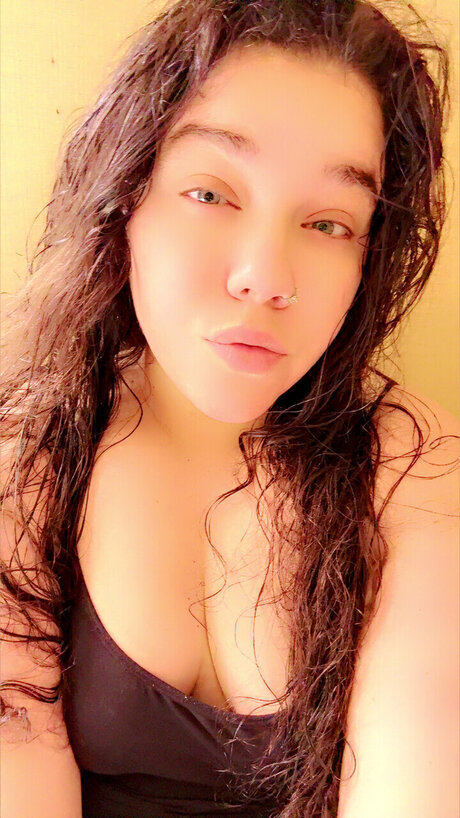 Tati Rodr guez 裸のスター 写真