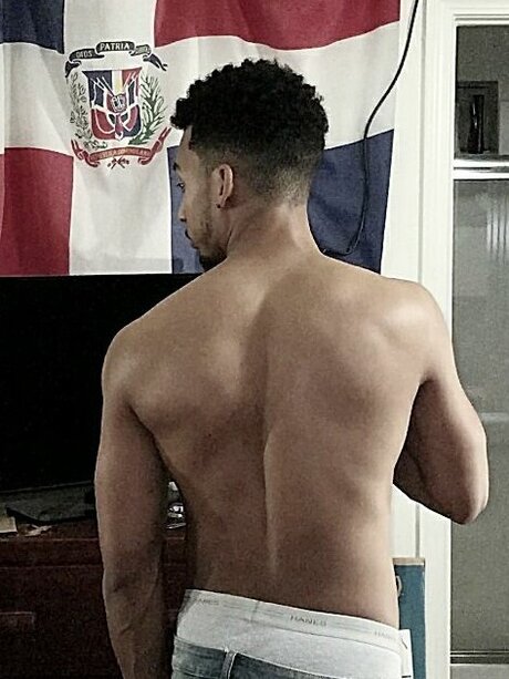 Plat taino 裸のポルノスター 写真