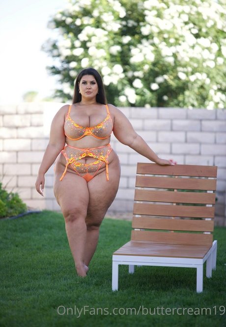 巨乳アナルOnlyFans 裸 写真