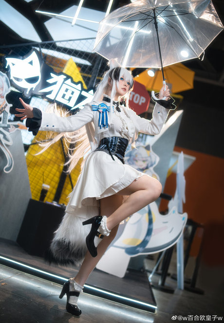 Lilium725 アートモデル 画像