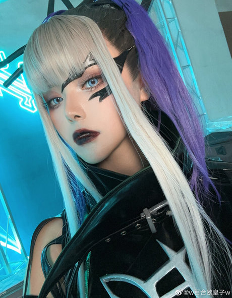 Lilium725 素敵なモデル ギャラリー