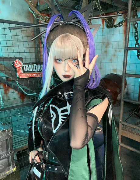 Lilium725 トップモデル 写真