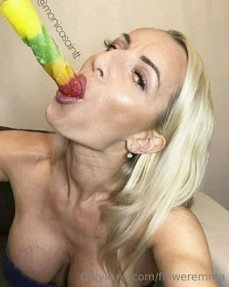 BBWシーメールオンリーファンズ 美しいポルノ 写真