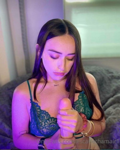 巨大なチンポを持つシーメールオンリーファンズ ベスト 写真