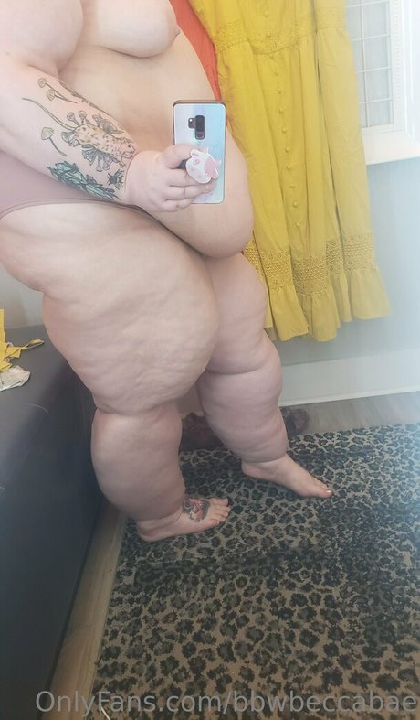 bbwbeccabae ポルノモデル 写真