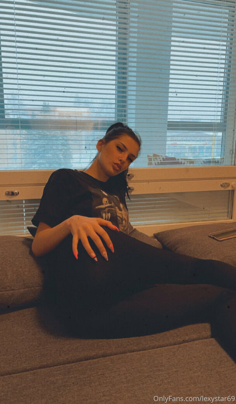 縛られたOnlyFans 可愛い 写真