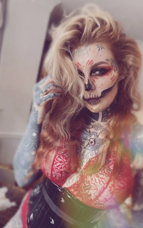 SophieWilde ホットなスター 写真