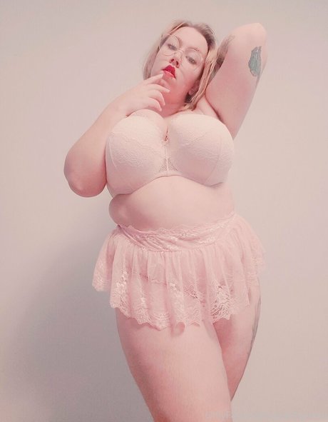 アジア人女性OnlyFans 無料ヌード 写真