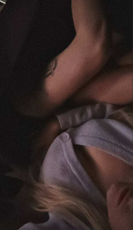 Ksenia Modestal ポルノスター 可愛い 写真