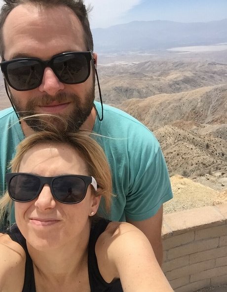 Iliza Shlesinger ヌードモデル 写真