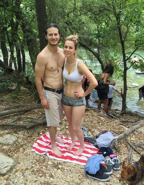 Iliza Shlesinger セックス女優 写真