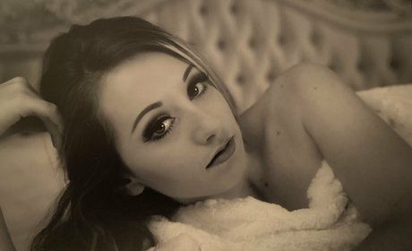 お金 オンリーファンズ 裸 画像