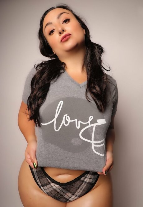 おばあちゃんの熟女OnlyFans 無料セクシー 画像